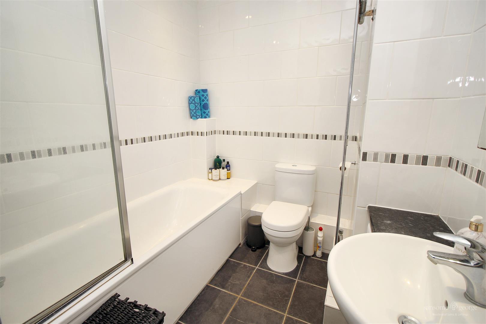 Roebuck Rise, Tilehurst, Reading
